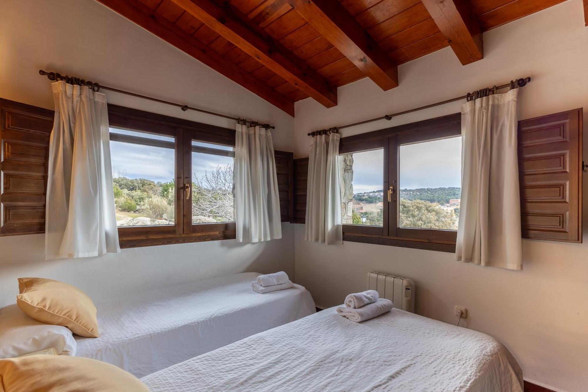Finca El Olivo De Fresnedillas Fresnedillas de la Oliva Ngoại thất bức ảnh